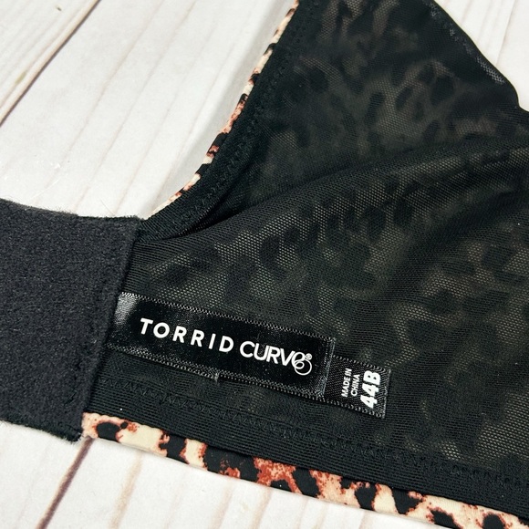 Torrid Curve Dream Wire-Free Push-Up Bra Leopard Print Size 44B - Picture 6 of 11